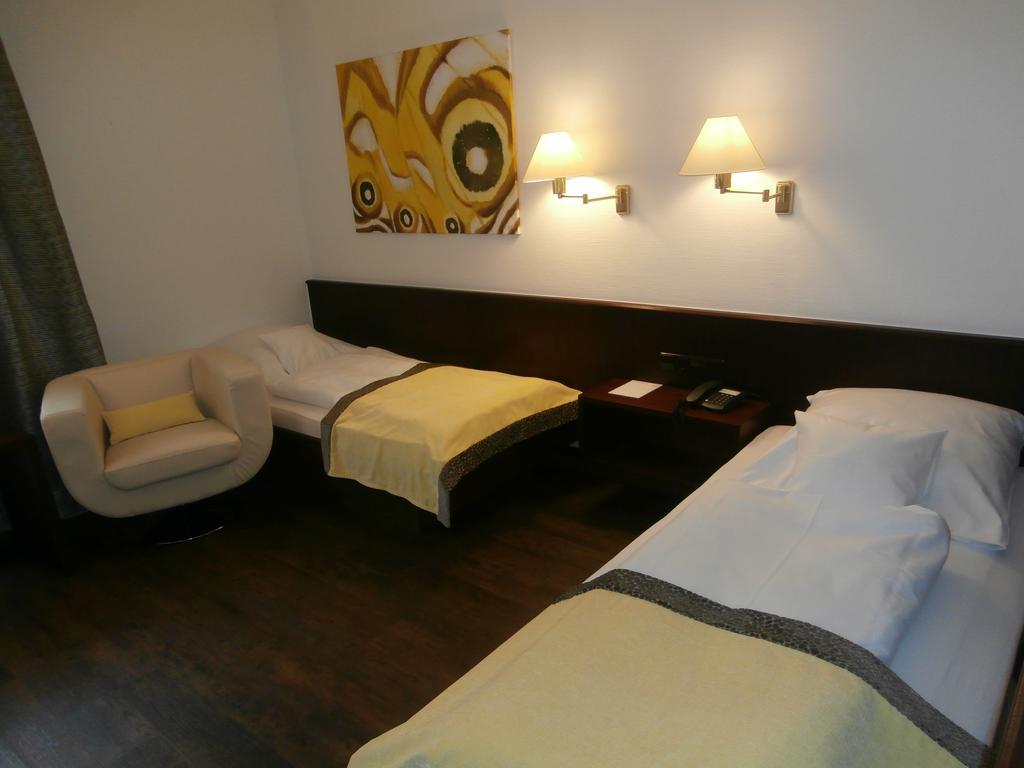 Central Hotel Freiburg im Breisgau Pokoj fotografie